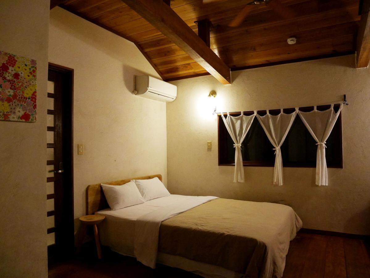 Guest House Cago Taketomi Bagian luar foto